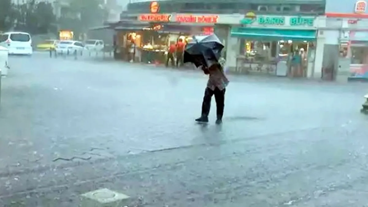 İstanbul’da sağanak yağmur etkili oldu
