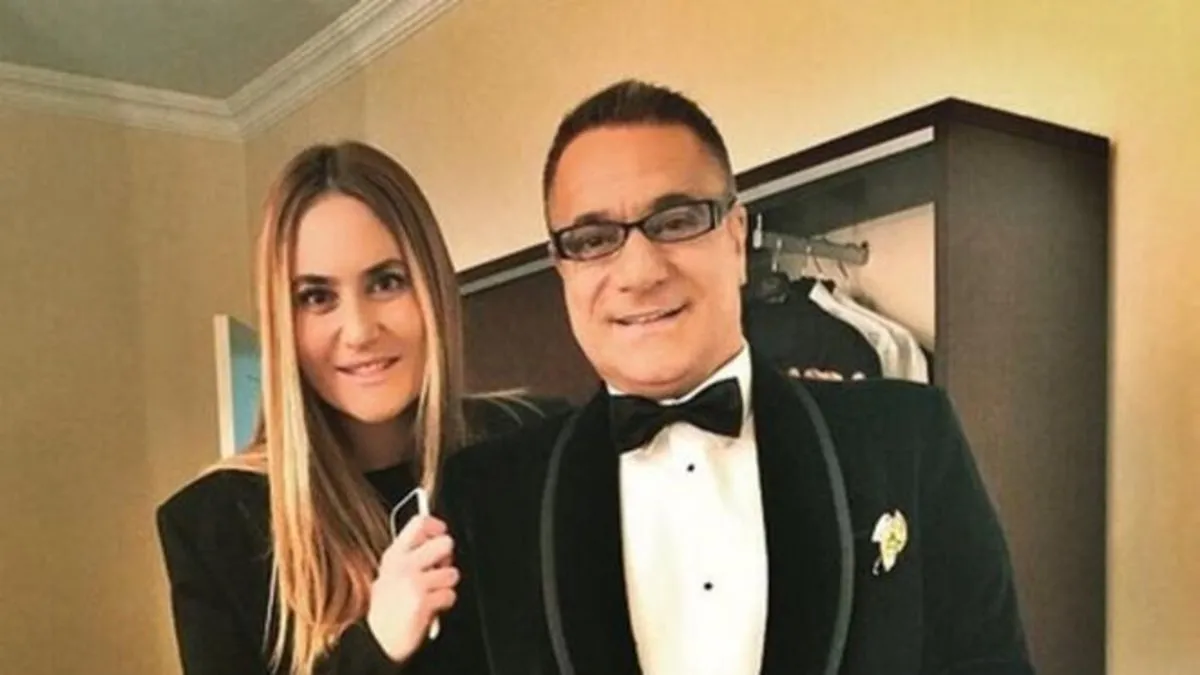Ünlü şovmen Mehmet Ali Erbil torununun doğum gününe katıldı! Torunuyla poz verdi!