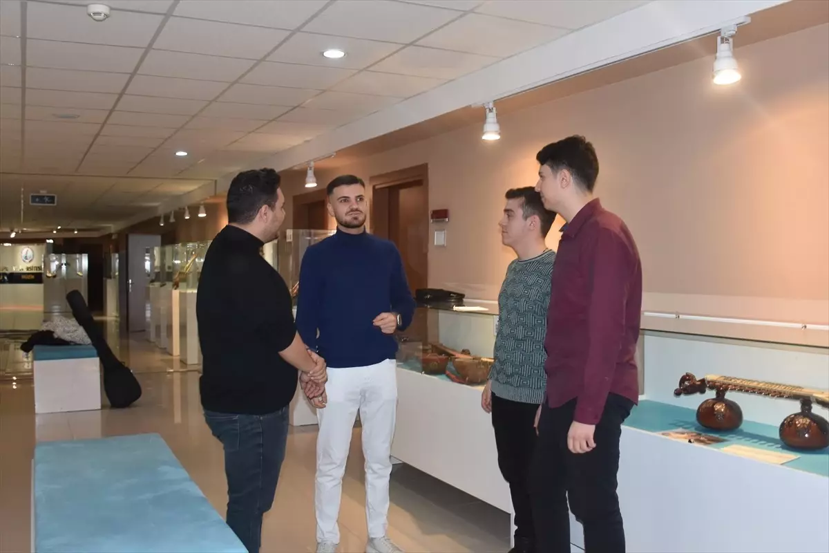 Cezmi, Icardi’ye Benzeyen Sanatçı