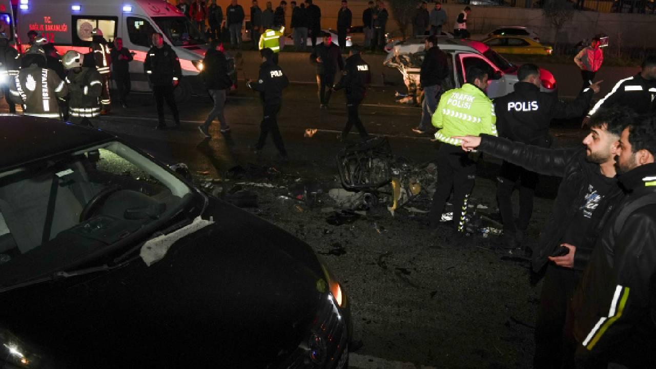 Esenler’de zincirleme trafik kazasında 1 kişi hayatını kaybetti, 9 kişi yaralandı