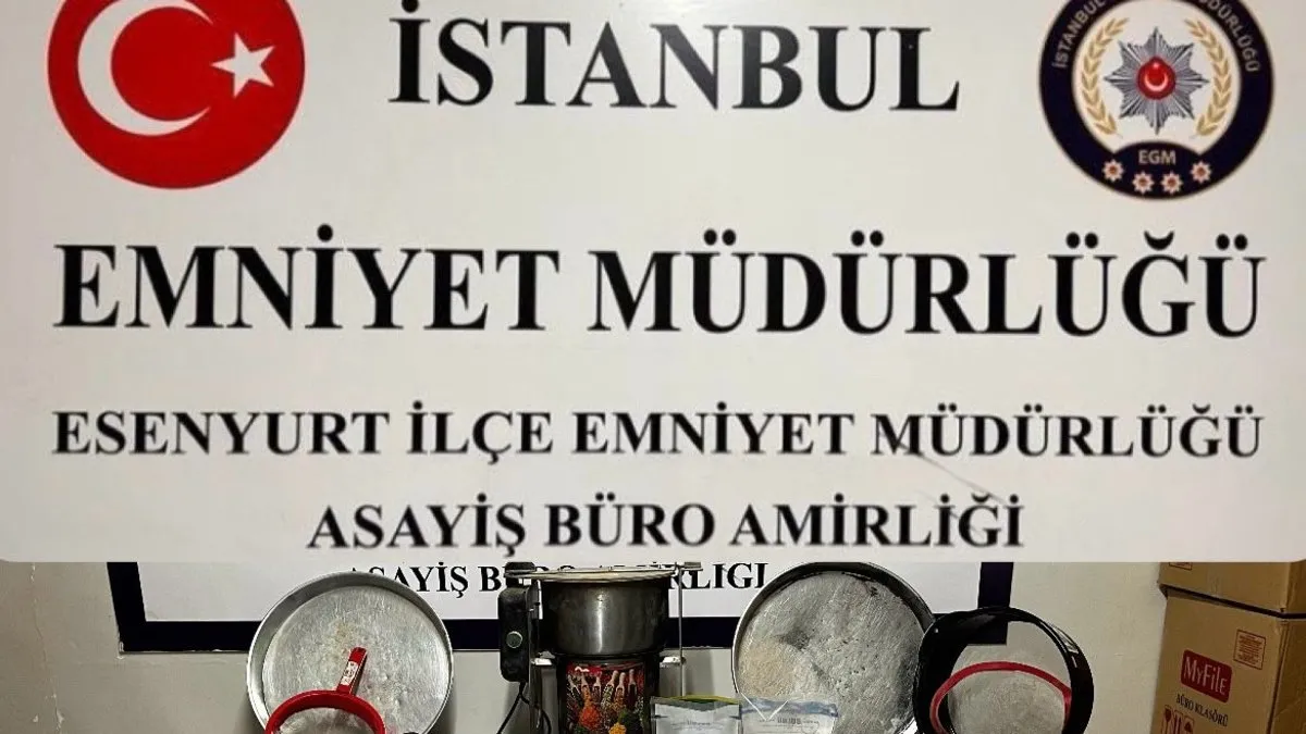 Esenyurt’ta uyuşturucu operasyonu! 5 kilogram uyuşturucu yakalandı: 3 şüpheli gözaltına alındı