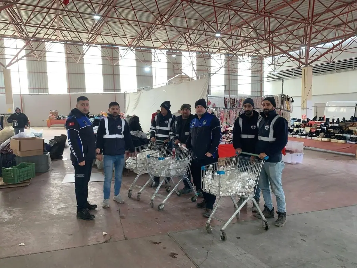 Söğüt Belediyesi’nden Esnaflara Dezenfektan Desteği