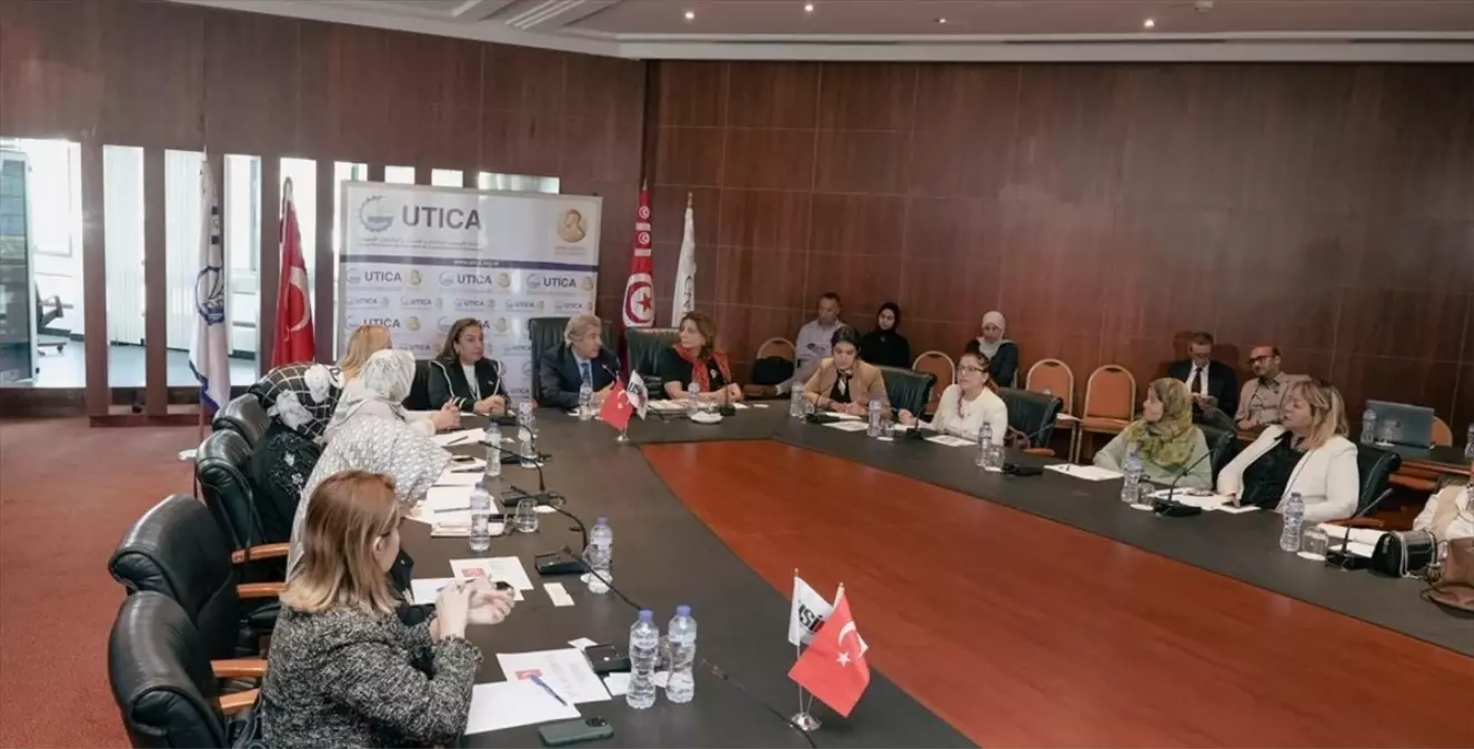 Türk İş Kadınları Tunus’ta İş Forumunda Buluştu